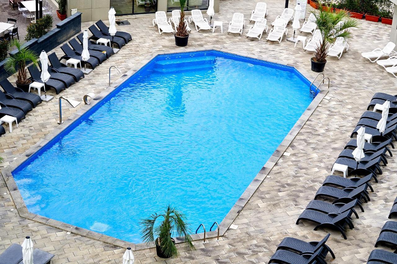 Orange Summer Apartment Spa Pools Beach Resort Mamaia Exterior foto